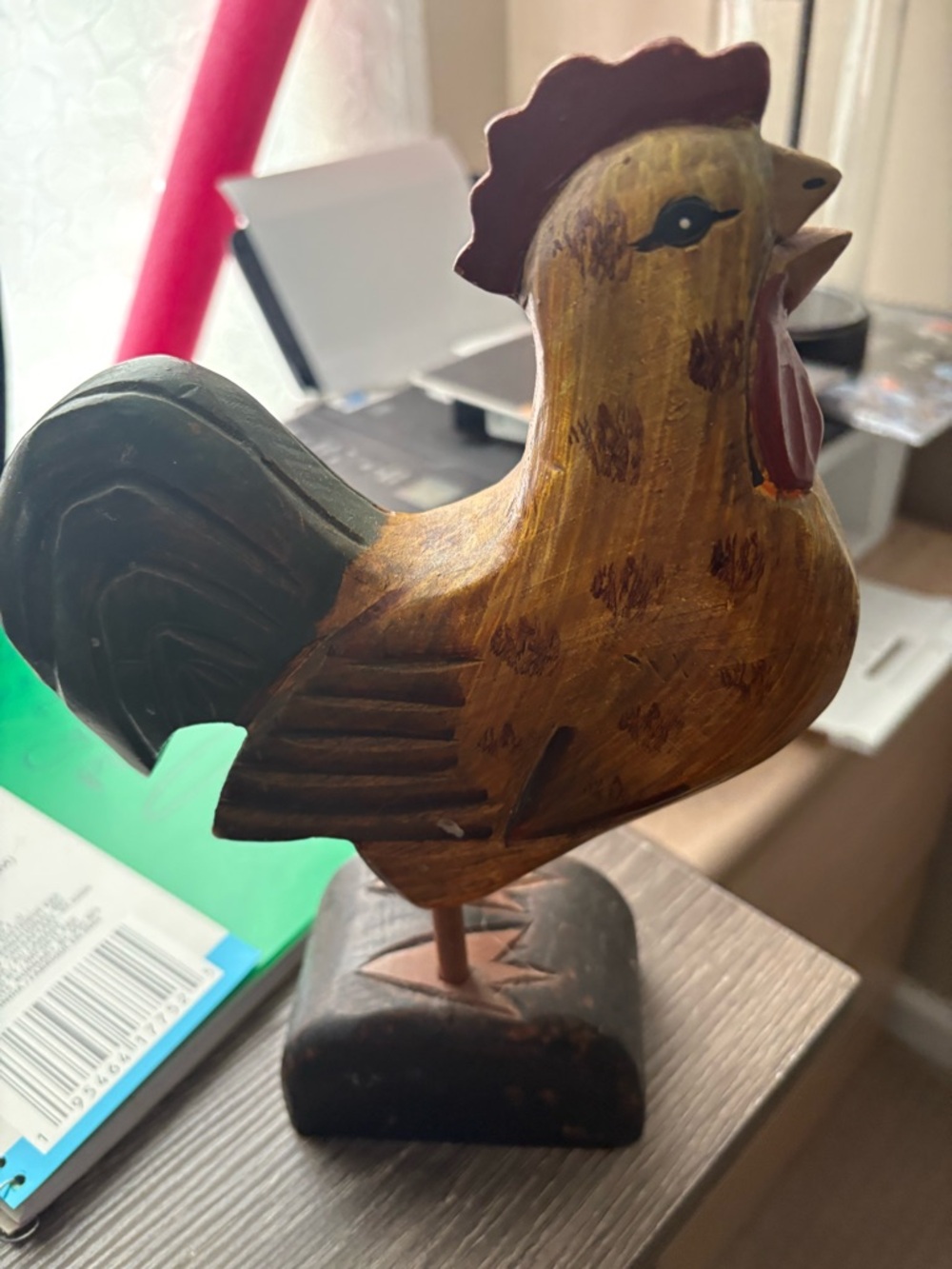 Hand-Carved Wooden Rooster Figurine - Yellow & Dark Green - Picture 3 of 10